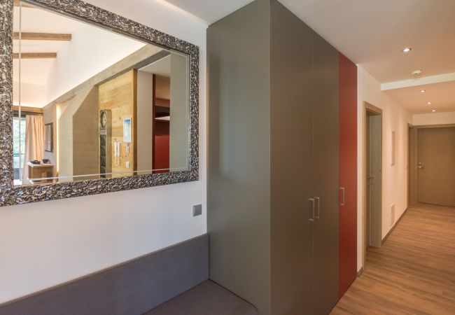 Apartment in Zell am See - SR, Top 13 - Ap. 100m² mit 3 SZ, Balkon 11m²