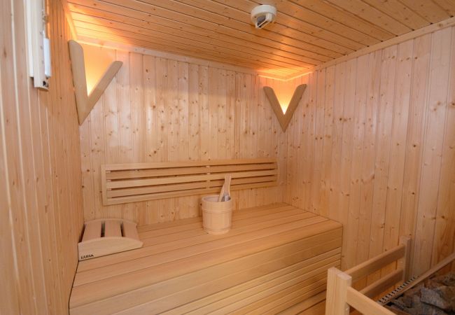Ferienwohnung in Neukirchen am Großvenediger - Top 2 - Ap. mit 2 SZ, Garten und eigener Sauna