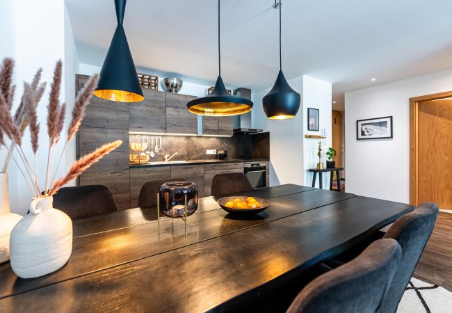 Ferienwohnung in Zell am See - SR, Top 1 - Ap. 70m²  mit 2 SZ, Terrasse 21m² Ferienwohnung in Zell am See - SR, Top 1 - Ap. 70m²  mit 2 SZ, Terrasse 21m²
