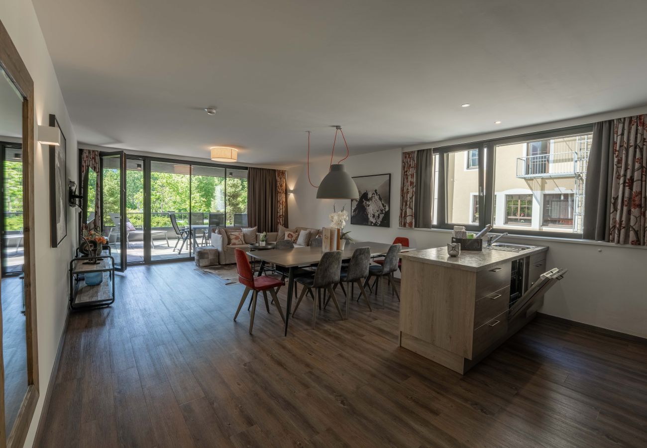 Ferienwohnung in Zell am See - SR, Top 3 - Ap. 100m² mit 3 SZ, Terrasse 24m²