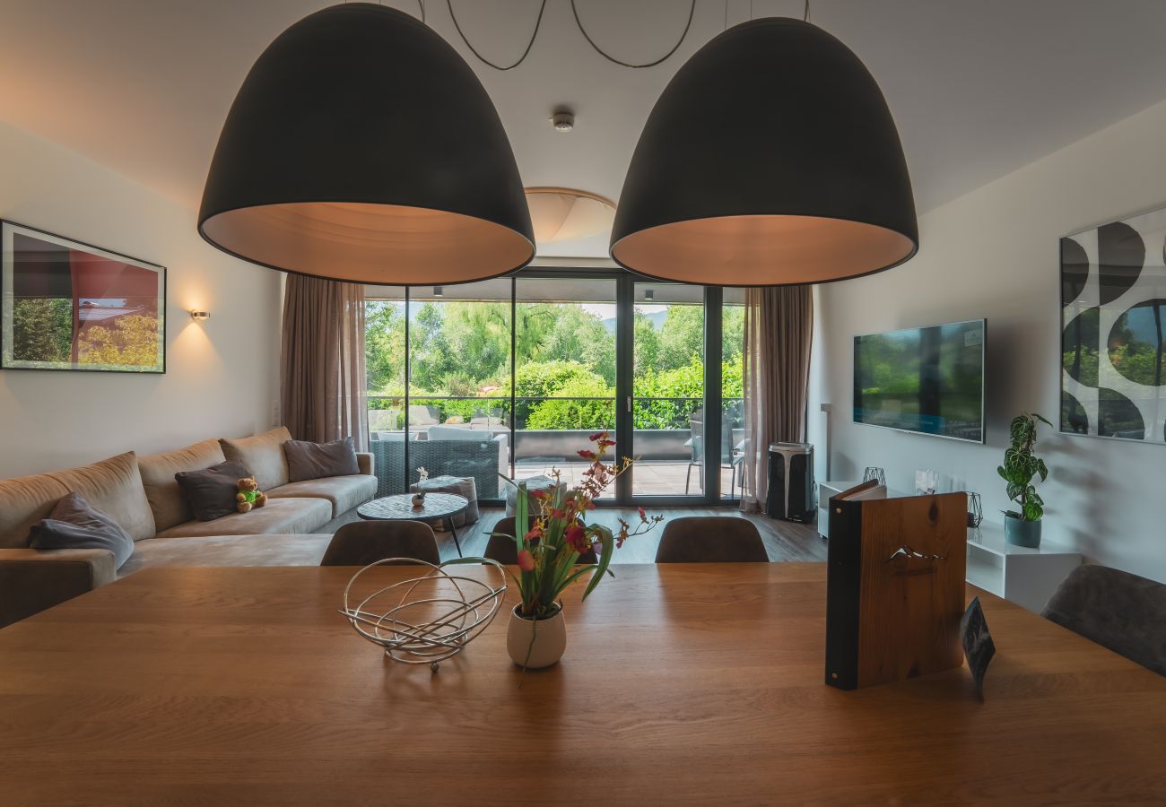 Ferienwohnung in Zell am See - SR, Top 4 - Ap. 87m² mit 2 SZ, Terrasse 50m² Ferienwohnung in Zell am See - SR, Top 4 - Ap. 87m² mit 2 SZ, Terrasse 50m²