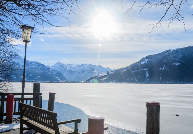 Ferienwohnung in Zell am See - SR, Top 7 - Ap. 60m² mit 2 SZ, Terrasse 20 m² Ferienwohnung in Zell am See - SR, Top 7 - Ap. 60m² mit 2 SZ, Terrasse 20 m²