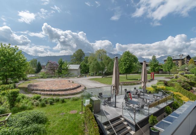 Ferienwohnung in Zell am See - SR, Top 7 - Ap. 60m² mit 2 SZ, Terrasse 20 m² Ferienwohnung in Zell am See - SR, Top 7 - Ap. 60m² mit 2 SZ, Terrasse 20 m²