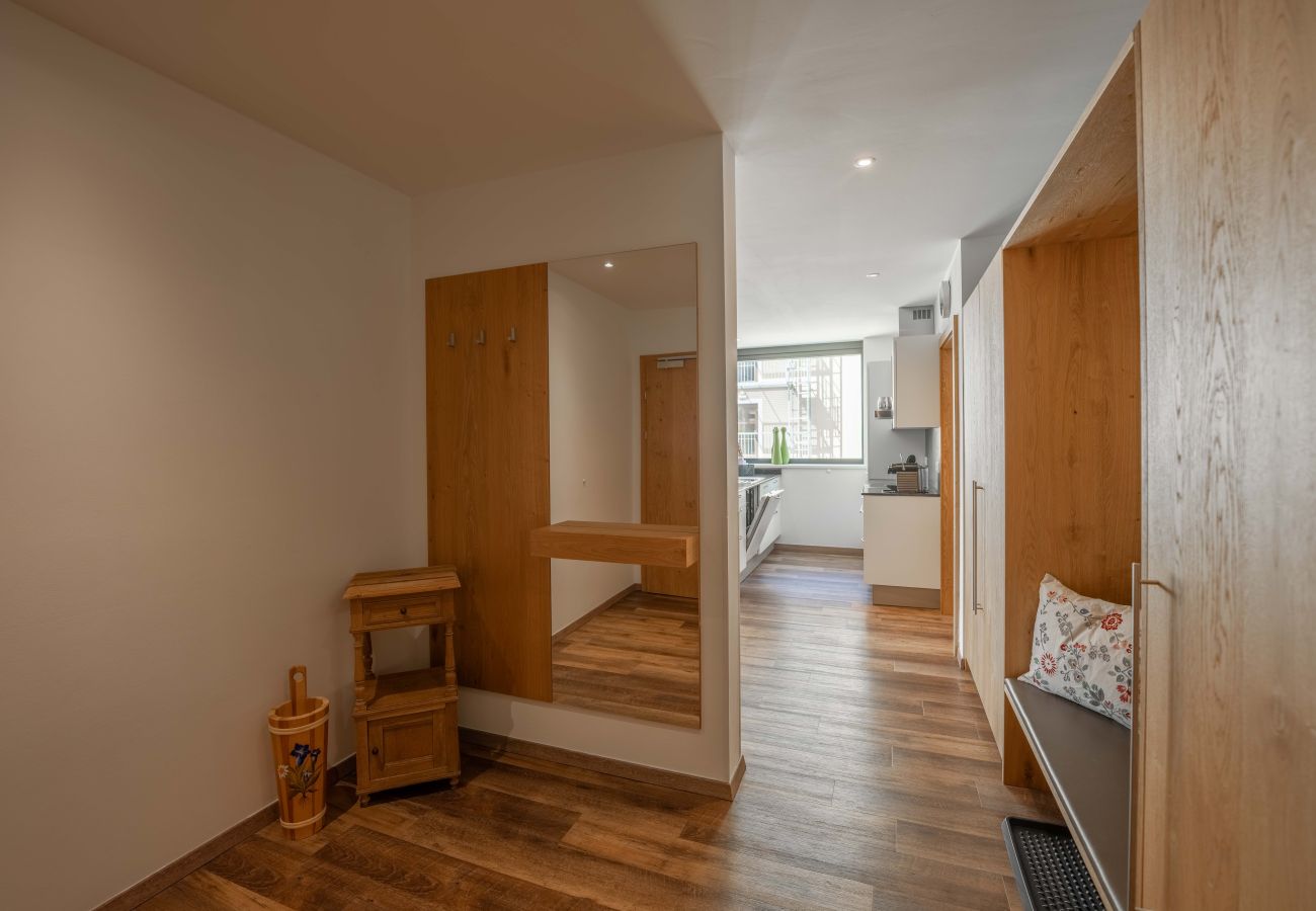 Ferienwohnung in Zell am See - SR, Top 8 - Ap. 100m² mit 3 SZ, Terrasse 11 m²