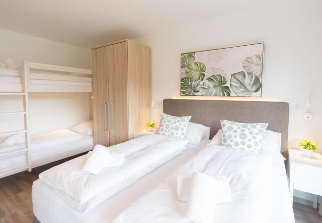 Ferienwohnung in Zell am See - SR, Top 10 - Ap. 86m² mit 2 SZ, Balkon 14m² Ferienwohnung in Zell am See - SR, Top 10 - Ap. 86m² mit 2 SZ, Balkon 14m²