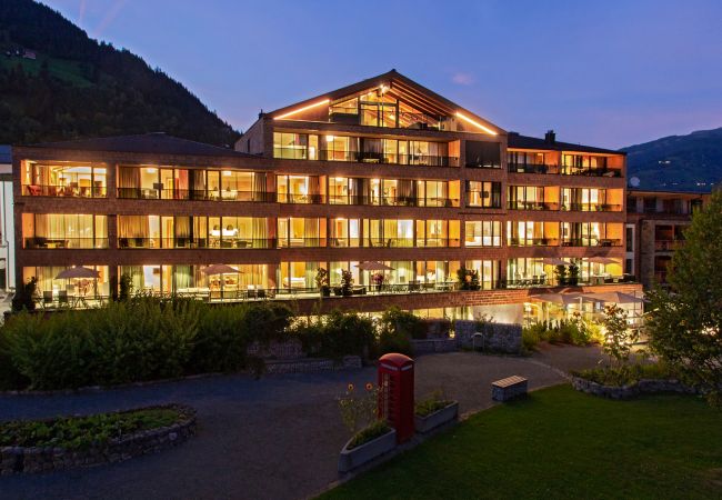 Ferienwohnung in Zell am See - SR, Top 10 - Ap. 86m² mit 2 SZ, Balkon 14m² Ferienwohnung in Zell am See - SR, Top 10 - Ap. 86m² mit 2 SZ, Balkon 14m²