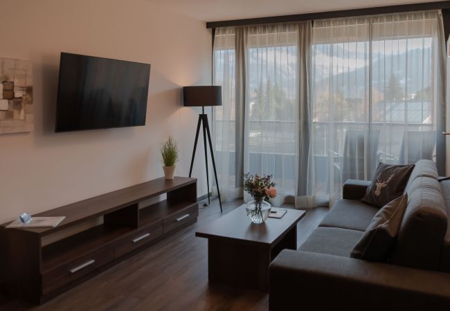 Ferienwohnung in Zell am See - SR, Top 11 - Ap. 67m² mit 2 SZ, Balkon 9m² Ferienwohnung in Zell am See - SR, Top 11 - Ap. 67m² mit 2 SZ, Balkon 9m²