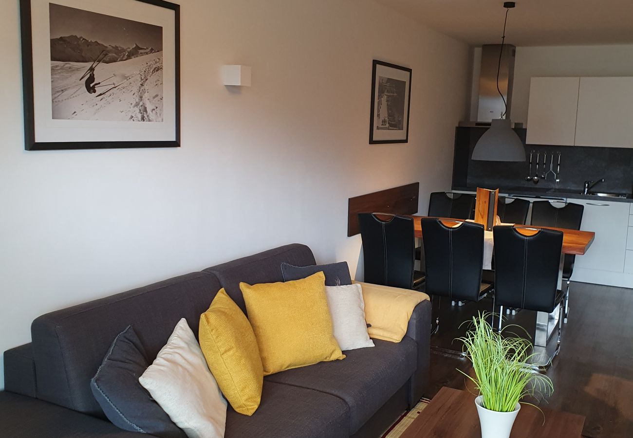 Ferienwohnung in Zell am See - SR, Top 11 - Ap. 67m² mit 2 SZ, Balkon 9m²