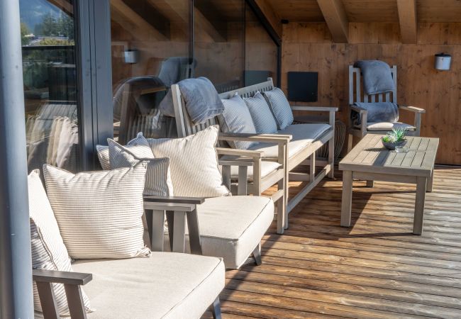 Ferienwohnung in Zell am See - SR, Top 18 - Ap. 130m² mit 4 SZ, Terrasse & Balkon Ferienwohnung in Zell am See - SR, Top 18 - Ap. 130m² mit 4 SZ, Terrasse & Balkon