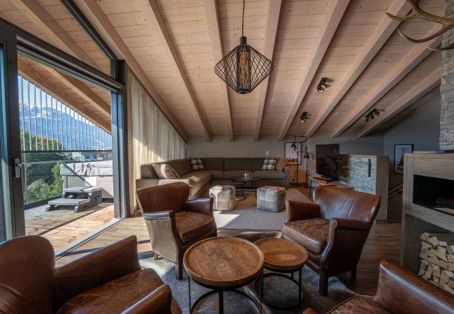 Ferienwohnung in Zell am See - SR, Top 18 - Ap. 130m² mit 4 SZ, Terrasse & Balkon Ferienwohnung in Zell am See - SR, Top 18 - Ap. 130m² mit 4 SZ, Terrasse & Balkon