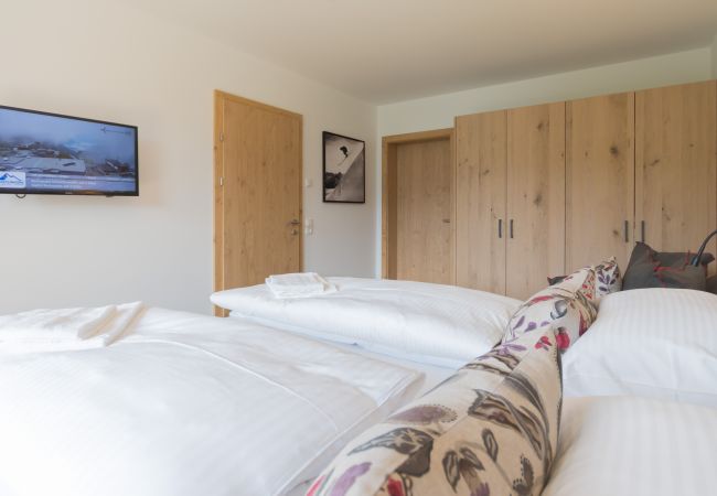 Ferienwohnung in Zell am See - SR, Top 15 - Ap. 86m² mit 2 SZ, Balkon 14m² Ferienwohnung in Zell am See - SR, Top 15 - Ap. 86m² mit 2 SZ, Balkon 14m²